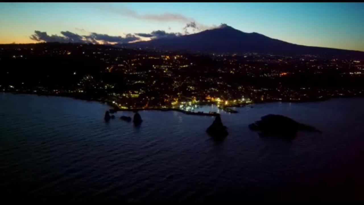 Bed and Breakfast Sicitaly Aci Castello Exterior foto
